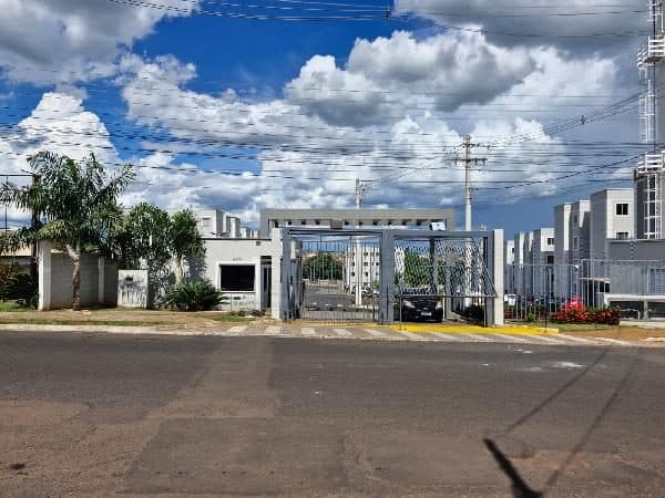 RUA PRESIDENTE JOAO BELCHIOR MARQUES GOULART, N. 873, Apto 203, BL 10, ARARAQUARA