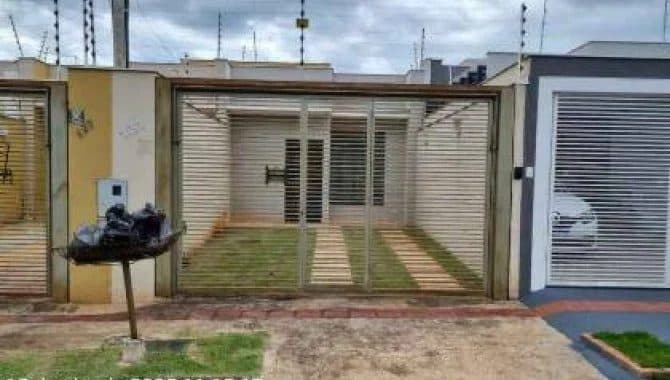 Rua Aloísio Gomes De Sá, 131, Residencial Jose Bastos De Almeida, Londrina, PR, Londrina