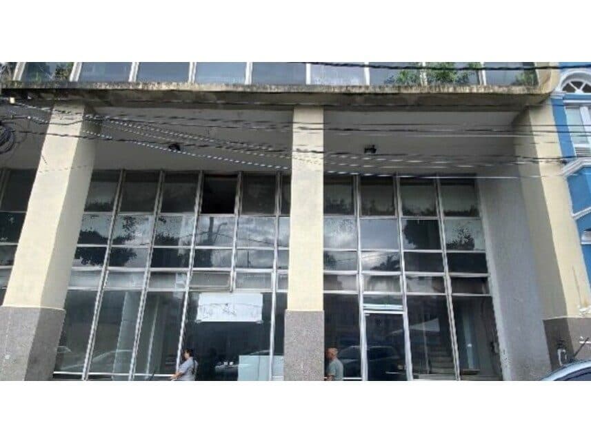 Praça Santíssimo Salvador, 21 - Salas Comerciais - Lojas n°s 101 e 102 - Edifício Cidade de Campos - Centro - Campos dos Goytacazes / RJ, Campos dos Goytacazes