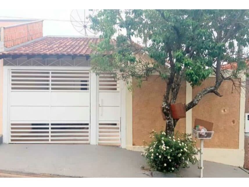 Rua Santo Marco Gravena, 87 - Conjunto Habitacional Vila dos Comerciários II - Marília / SP, Marília