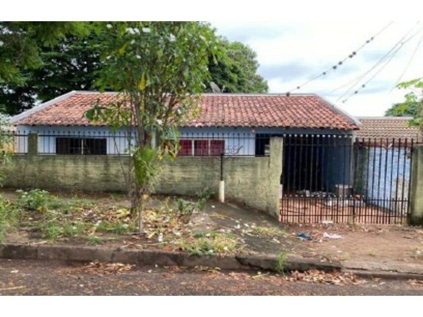 Rua Raimundo Emílio Carraro, 17 - Casa (Lote nº 13 da Quadra 55). - Conjunto Habitacional João de Barro Thaís - Maringá / PR, Maringá