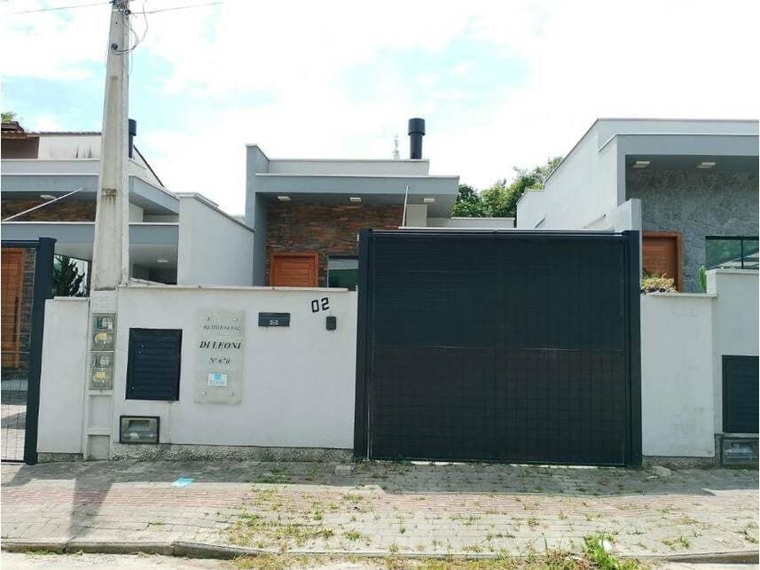 Rua Francisco Haag, 670 - Casa 2 Residencial Di Leoni - Rio Branco - Brusque / SC, Brusque