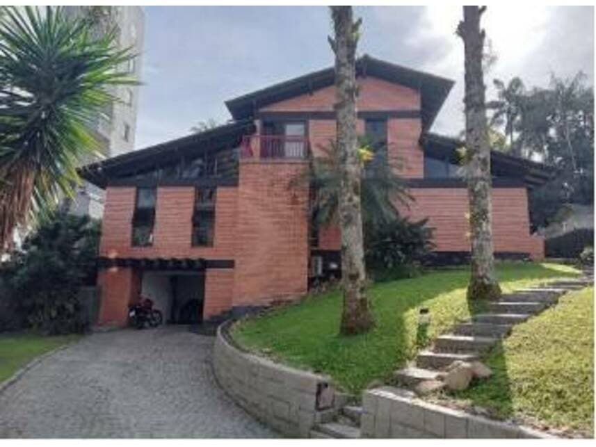 Rua Gustavo Hoepfner, 118 - Floresta - Joinville / SC, Joinville